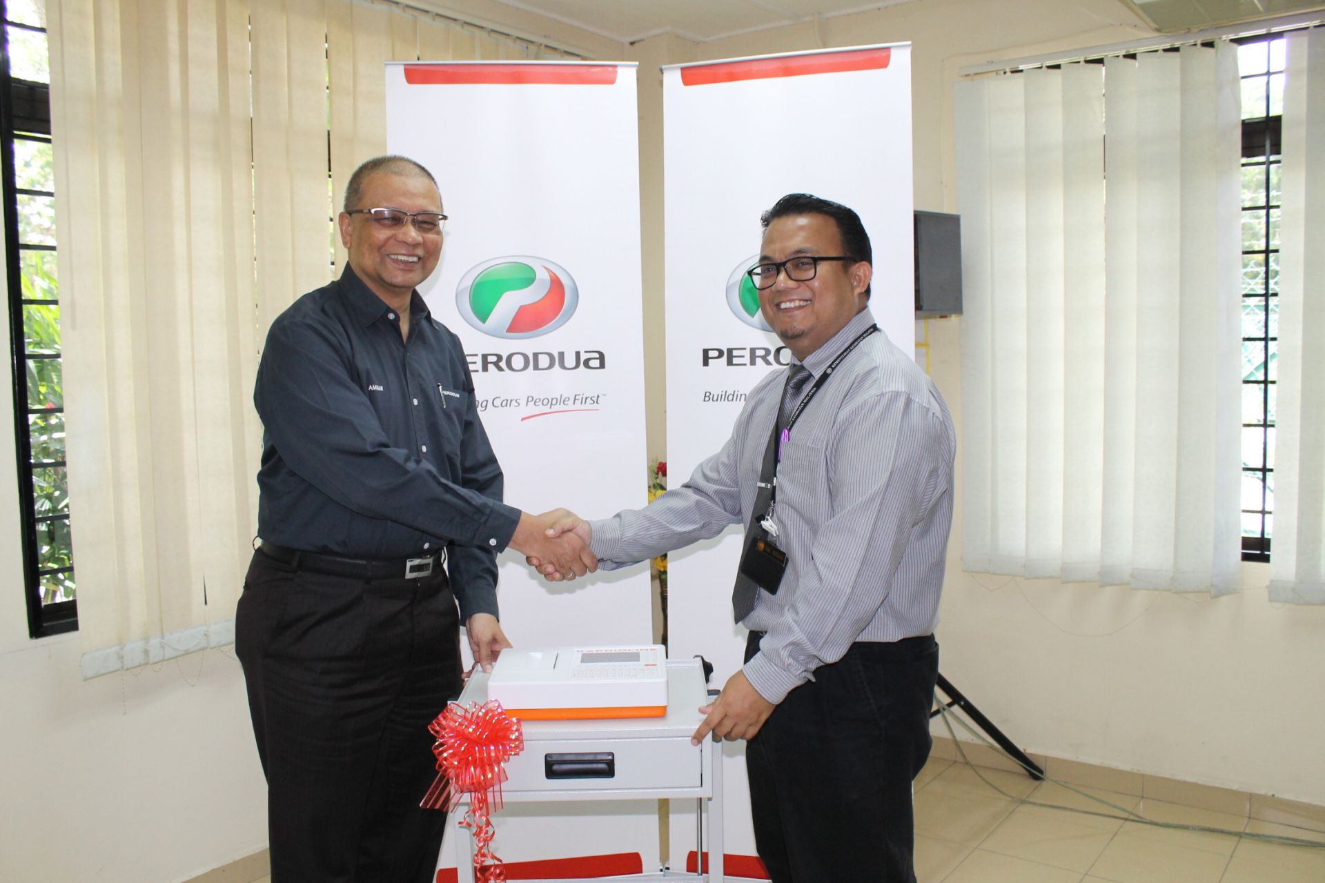 CSR - PERODUA BRINGS CHINESE NEW YEAR CHEER TO PATIENTS, CONTRIBUTES MEDICAL EQUIPMENT TO HOSPITALS