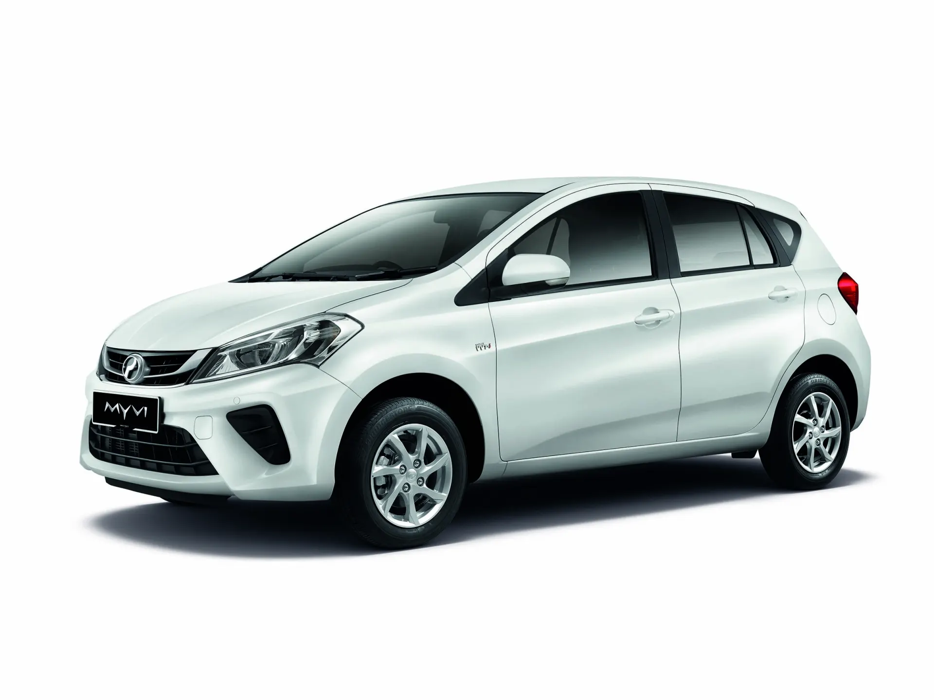 CSR - PERODUA OFFERS EMPLOYMENT TO FRESH GRADUATES AT SL1M OPEN INTERVIEW PROGRAMME, GIVING AWAY A MYVI